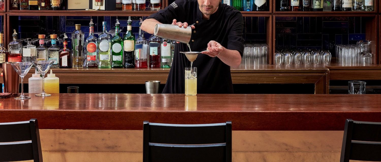 Profesyonel 
Bar ve Miksoloji Eğitimi
